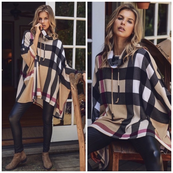 Babette Poncho - Picture 2 of 2